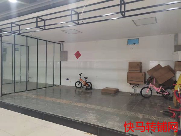 機場郭東街連鎖品牌超市招商實景圖片